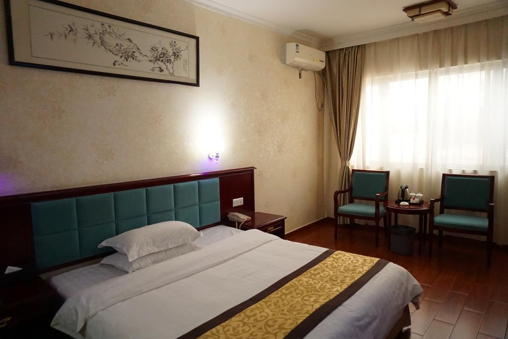Guangdong Oversea Chinese Hotel Kanton Zewnętrze zdjęcie