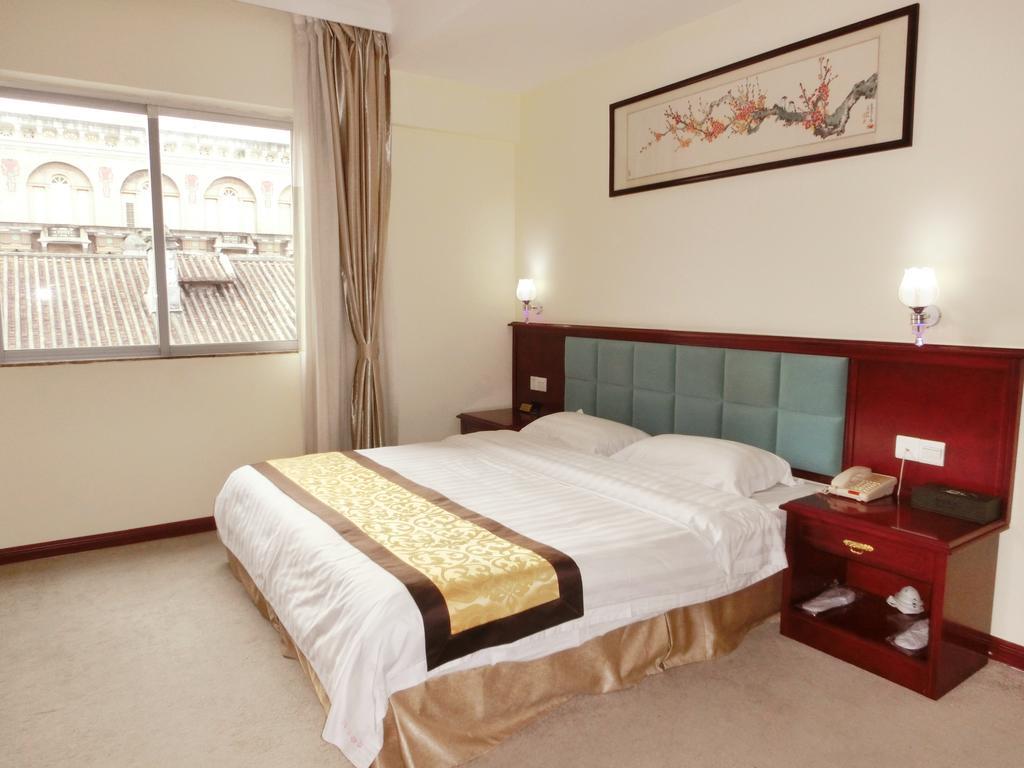 Guangdong Oversea Chinese Hotel Kanton Zewnętrze zdjęcie